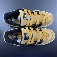 Cargar imagen en el visor de la galería, Adidas Adimatic OG Shoebox HQ3935

