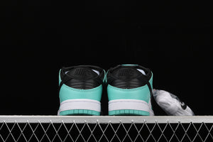 SB Dunk Low Pro PRM White Light Green 304242-306