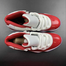 Cargar imagen en el visor de la galería, Air Jordan 11 Retro White Varisity Red-Black
