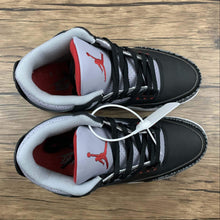 Cargar imagen en el visor de la galería, Air Jordan 3 Retro OG Black Fire Red-Cement Grey (2018) 854262-001
