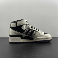Cargar imagen en el visor de la galería, Adidas Forum Mid White Black GX3957
