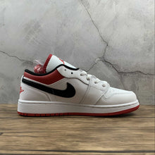 Cargar imagen en el visor de la galería, Air Jordan 1 Low (GS) White Gym Red Black 553560-118
