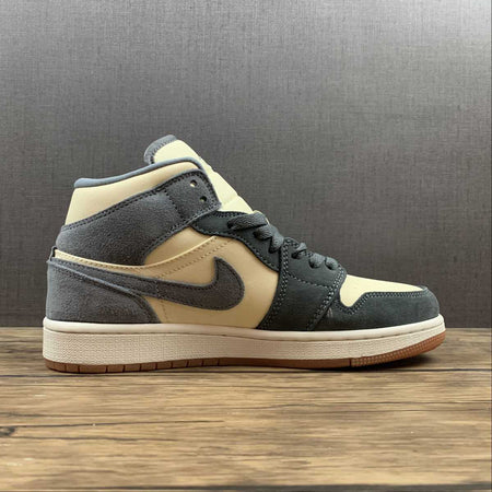 Air Jordan 1 Mid SE Coconut Milk Coconut Milk (2021) DN4281-100