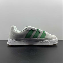 Cargar imagen en el visor de la galería, Adidas Adimatic Forest Green GZ6206
