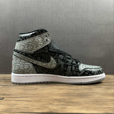 Air Jordan 1 Retro High OG Black Grey Treason (2021) 555088-036