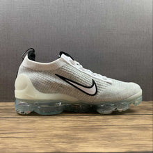 Cargar imagen en el visor de la galería, Air VaporMax 2021 FK White White Black DH4084 100
