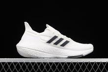 Cargar imagen en el visor de la galería, Adidas UltraBoost 21 White Black Purple
