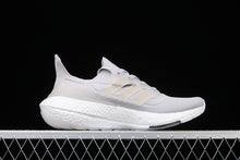 Cargar imagen en el visor de la galería, Adidas UltraBoost 21 Grey White FY0556
