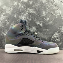 Cargar imagen en el visor de la galería, Air Jordan 5 Retro Oil Grey Black White CD2722-001
