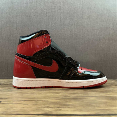 Air Jordan 1 Retro High OG Bred Patent Black White-Varsity Red (2021) 555088-063