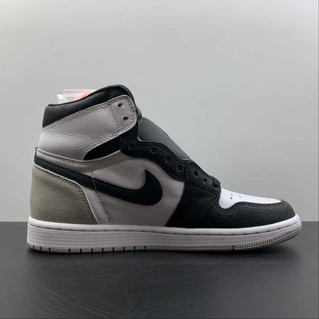 Air Jordan 1 Retro High OG White Bleached Coral-Black (2022) 555088-018