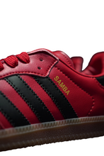 Cargar imagen en el visor de la galería, Adidas Samba Team “Bayern Munich” HQ7031
