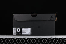 Cargar imagen en el visor de la galería, Air Jordan 4 Retro Flyknit Total Orange AQ3559-800
