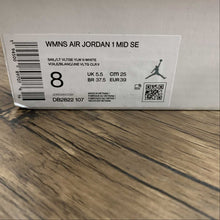 Cargar imagen en el visor de la galería, Air Jordan 1 Mid SE Sail Lt Vltge Ylw ll-White (2021) DB2822-107
