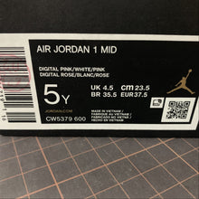 Cargar imagen en el visor de la galería, Air Jordan 1 Mid Digital Pink CW5379-600
