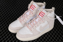 Cargar imagen en el visor de la galería, Dunk High Pro Strawberry Cough Grey White
