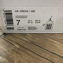 Cargar imagen en el visor de la galería, Air Jordan 1 Mid SE White Orange Black (2021) DD6834-802
