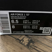 Cargar imagen en el visor de la galería, Air Force 1 07 Mid Dark Grey Black White QT3369-996
