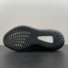 Cargar imagen en el visor de la galería, Adidas adidas aq0421 shoes for women V2 Carbel Stegry Solred HQ7045
