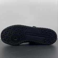 Cargar imagen en el visor de la galería, Adidas Forum 84 Low Panda Cloud White Core Black GW0695
