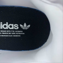 Cargar imagen en el visor de la galería, Adidas Nite Jogger White Blue-Red CG6198
