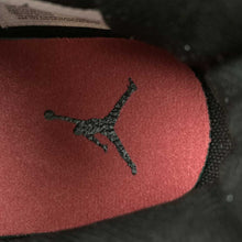 Cargar imagen en el visor de la galería, Air Jordan Legacy 312 Low White Red
