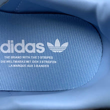 Cargar imagen en el visor de la galería, Adidas Samba Team Argentina HQ7037
