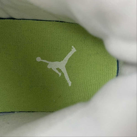 Air Jordan 1 Mid SE (GS) White Vivid Green