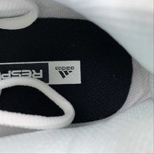 Cargar imagen en el visor de la galería, Adidas Response CL White Core Black
