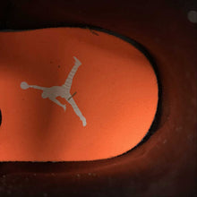 Cargar imagen en el visor de la galería, Air Jordan 1 Mid SE CRAFT Black Grey (2022) DM9652-001
